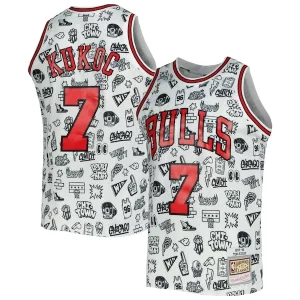 Único Toni Kukoc Chicago Bulls 1997/98 Hardwood Classics Doodle Swingman Jersey White  para la gran final