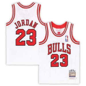 Resistente Increíble Ideal Michael Jordan Chicago Bulls Toddler 1997/98 Hardwood Classics Authentic Jersey White/Black/Red  para la gran final